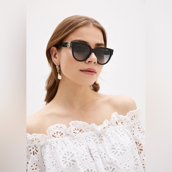 Givenchy sunglasses - Picture 1 of 6